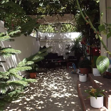 ホームステイ Casa Ardelean ナボダリ