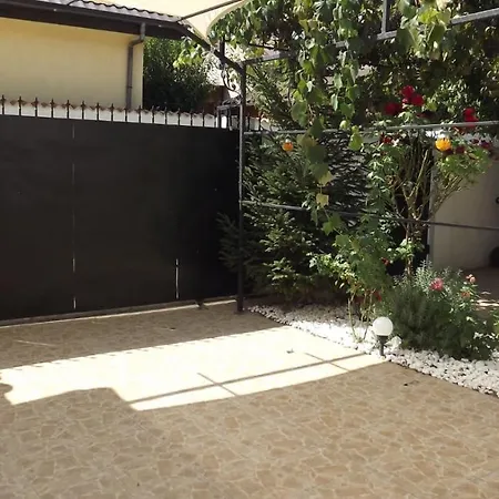 Casa Ardelean * ナボダリ